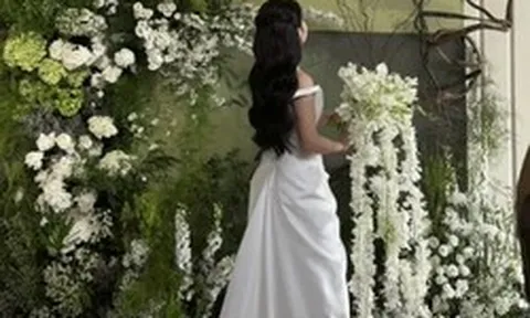 Cô dâu ôm bó hoa cưới nặng 5kg viral MXH: Tiểu thư Hà Tĩnh, đời thường cực xinh, style lại siêu cuốn
