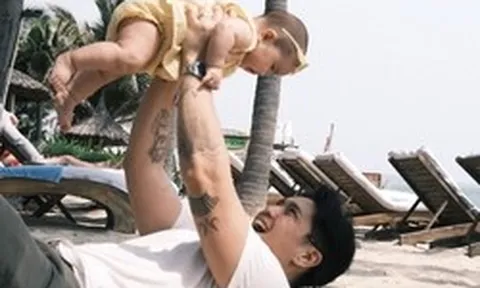 Huy Trần và hành trình lần đầu làm cha: Từ những đêm thức trắng chăm con đến khoảnh khắc nghẹn ngào nghe bé Gạo bập bẹ tiếng "mama"
