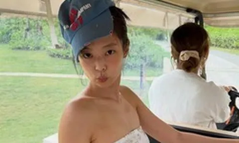 Jennie gia nhập môn phái giữ dáng kiểu nhà giàu, vung tay phát nào thấy mỡ bụng tan phát đó
