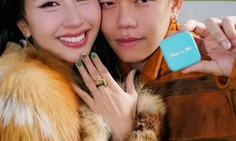 Quỳnh Anh Shyn được cầu hôn