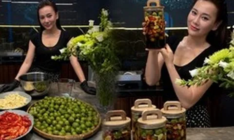 Phương Oanh tự tay làm sấu ngâm mắm ớt cực nịnh mắt, vừa khoe đã được hội chị em "cầm tay chỉ việc"