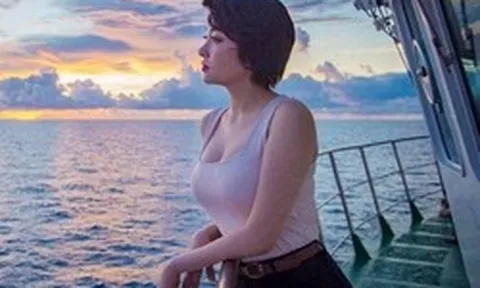 Bức ảnh để đời của Hoa hậu Việt Nam nổi đình đám quê Hải Phòng: Mặt ngây thơ, thân hình thon gọn