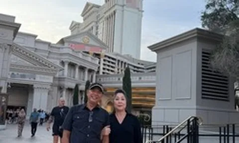 Chồng lừng lẫy một thời của NSND Hồng Vân sống ra sao sau khi "hết duyên" showbiz?