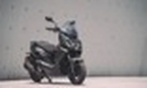 "Chiến thần cơ giáp" Aeonmotor STR X 300 trình làng: Vũ khí tối tân thách thức Honda SH 350i, dọn đường về Việt Nam?
