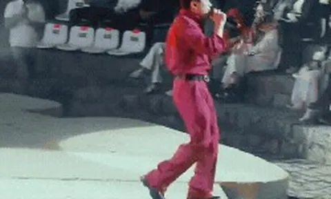 Việt Nam có ca sĩ "cất giọng lên là có hit”, nhạc cả nước thuộc mà vẫn lận đận 10 năm