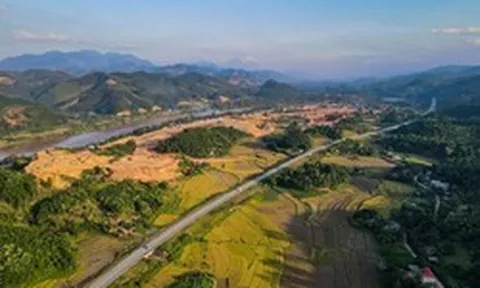 Việt Nam sắp có sân bay trị giá 6.300 tỷ đồng, nằm liền kề thị trấn đẹp nhất thế giới, quanh năm chỉ 15 độ C