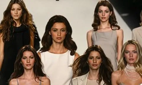 "Tủ đồ đi làm của tiểu thư nhà giàu": Vì sao bộ sưu tập Ralph Lauren 1998 vẫn được nhắc đến sau gần 30 năm?