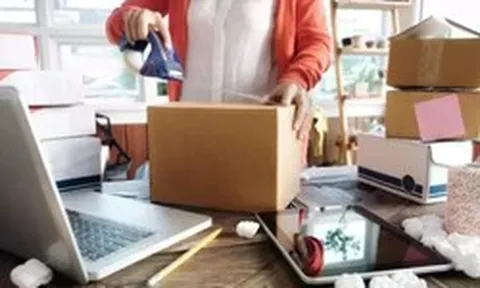 Mỗi ngày thêm hàng trăm shop online, người bán cần lưu ý gì về thuế?