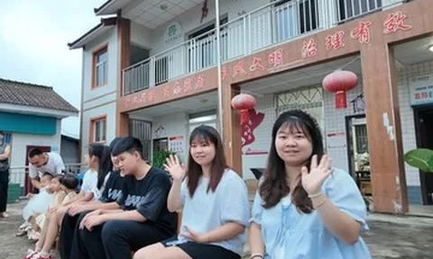 Ngôi làng kỳ lạ, chưa đầy 2.000 dân mà có 33 cặp sinh đôi