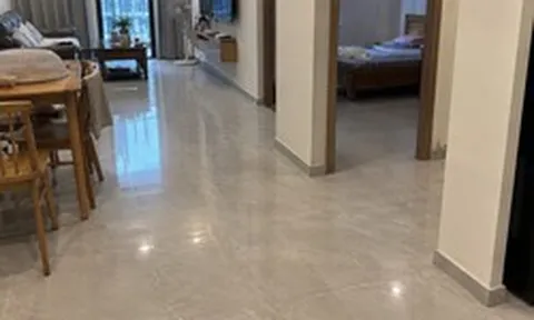 Vì sao ngày càng nhiều gia đình không còn lát một loại gạch cho toàn bộ ngôi nhà? 2 cách phối sàn đang dần thành xu hướng mới