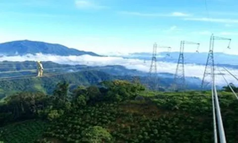 Thế giới dùng máy bay hỗ trợ cũng phải mất 8 năm, Việt Nam lại chỉ cần 2 năm hoàn thành công trình lớn chưa từng có, ngốn 60.000 tấn thép và 280.000 m3 bê tông