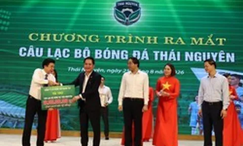 Một đội bóng đá tỉnh vừa nhận cam kết hơn 115 tỷ đồng từ hàng chục doanh nghiệp: Bầu Hiển là người đi trước từ 7 năm trước