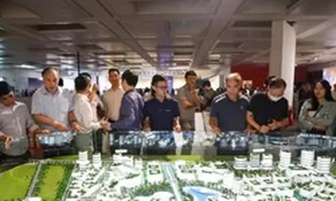 Tín dụng đang đổ mạnh vào các dự án lớn