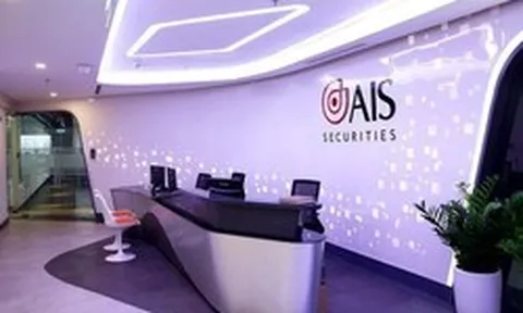 Một công ty chứng khoán đổi chủ, xuất hiện nhiều ứng viên lãnh đạo đến từ Sun Group và NCB