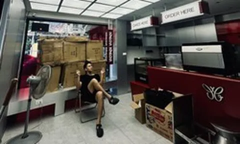 Nam diễn viên phim giờ vàng VTV hiện cùng vợ hơn 3 tuổi bán cà phê, trà sữa trên đường Xã Đàn, Hà Nội