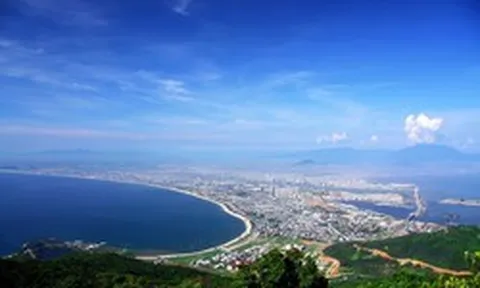Địa phương miền Trung rộng gần 11.860 km2, nơi tỷ phú Phạm Nhật Vượng đang cho xây siêu dự án 44.000 tỷ : Sun Group đã “nhắm tới” từ lâu, có tới 2 sân bay, hội tụ cả 3 yếu tố núi - biển - biên giới