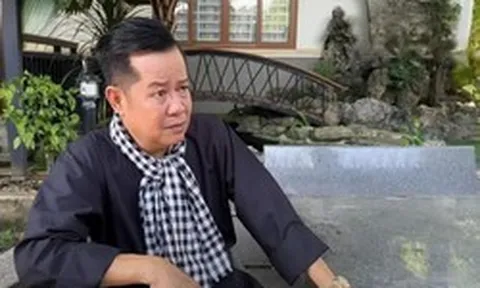 Nam NSND đình đám bỏ TP.HCM về bán cà phê, đồ ăn sáng ở đường Nguyễn Trung Trực, An Giang