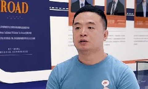 Phát hiện nam sinh khởi nghiệp từ năm 20 tuổi bằng những mặt hàng có giá chưa đến 4.000 đồng, 9 năm sau sở hữu tập đoàn quốc tế, tài sản gần 38.000 tỷ đồng