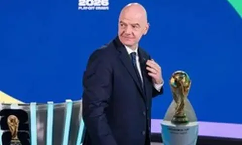 Chủ tịch FIFA thách thức các đối thủ: Tôi được nhiều liên đoàn ủng hộ lắm!