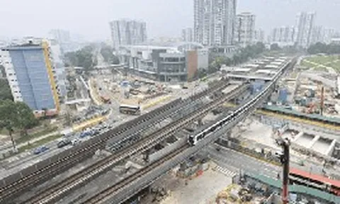 Dừng đào hầm tàu điện sau hơn 1 năm triển khai, gói thầu gần 13.000 tỷ đồng chưa rõ ngày thi công trở lại: Người dân đối mặt với 18 tháng "xáo trộn" giao thông