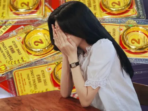 Chuyện “bán 1 cây vàng” thách thức sự kiên nhẫn của tất cả: Người trong cuộc ứa nước mắt, dân mạng không bình tĩnh nổi!