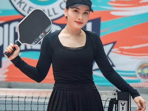 Nữ diễn viên giờ vàng VTV từng ngồi xe lăn vì pickleball vài tháng sau đã trở lại mạnh mẽ “flex” cúp và huy chương