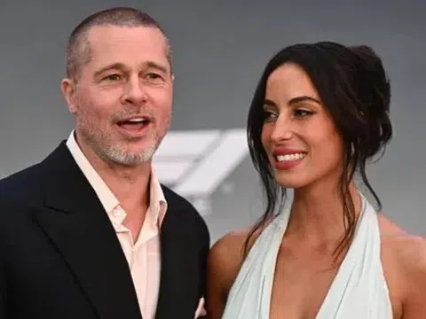 Brad Pitt bên bạn gái kém 29 tuổi
