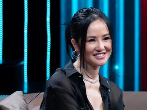 Diva Hồng Nhung công khai ung thư: Gục xuống giường khóc nấc sau khi quay video