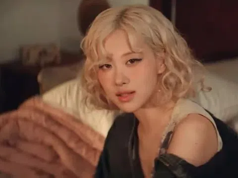 Rosé (BLACKPINK) xác lập kỷ lục mới