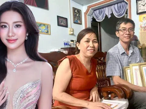 Không gian sống ở Phú Yên của Hoa hậu Hà Trúc Linh: Căn nhà bình dị nhưng kín giấy khen