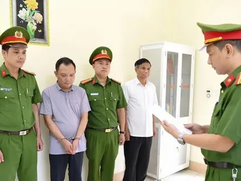 Khởi tố, bắt tạm giam giám đốc doanh nghiệp sản xuất mỹ phẩm giả