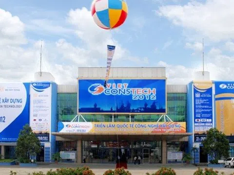 Từ trung tâm hội chợ lớn nhất miền Bắc, doanh nghiệp của tỷ phú Phạm Nhật Vượng đã “thần tốc” triển khai khu phức hợp thương mại với những kỷ lục chưa từng có