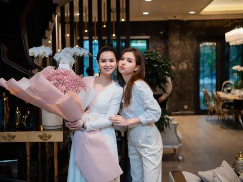 Soi chuyện con cái của cặp bạn thân là phú bà VBiz, phát hiện điểm chung thú vị: Đã giàu sụ còn dạy con khéo thế này