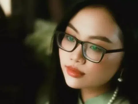 Phương Mỹ Chi sống trong nỗi ám ảnh