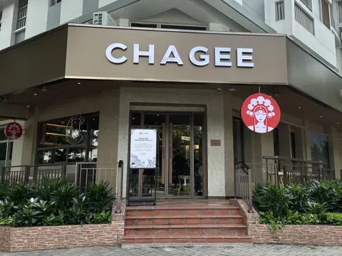Cận cảnh cửa hàng Chagee Việt Nam bất chấp dư luận, số phận mặt bằng vàng ở phố đi bộ ra sao?