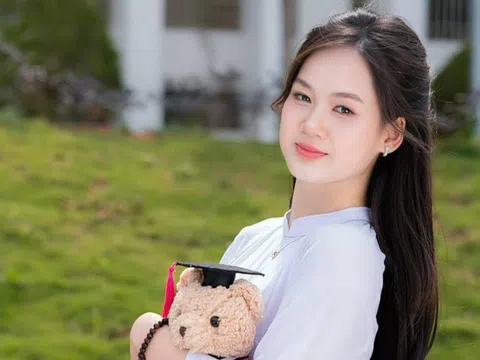 Dung mạo ưu tú của thủ khoa khối A00 toàn quốc đạt 3 điểm 10, bí quyết học giỏi là không học quá nhiều