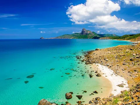 Không phải Đà Nẵng, Nha Trang hay Phú Quốc, đây mới là bãi biển được du khách nhận xét "Top 1 Việt Nam"
