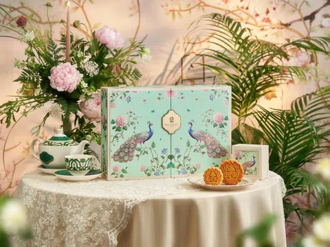 Một khách sạn 5 sao gây chú ý với BST bánh Trung thu mang phong cách tân cổ điển, mang đậm hơi thở Á Đông: Giá chỉ từ 700.000 đồng