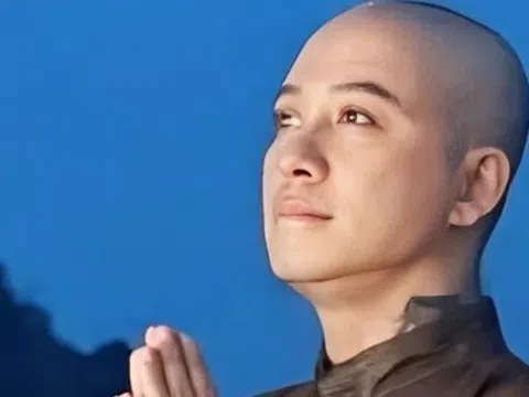 Lý do ca sĩ Tuấn Hưng bất ngờ cạo trọc đầu