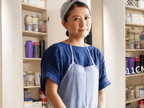 Căn bếp vẻn vẹn 5m2 nhưng "vi diệu" đến mức chị em phải bất ngờ đến từng chi tiết
