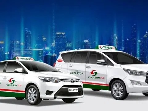 Hà Nội đề xuất lộ trình cấm xe xăng, lãnh đạo công ty taxi hybrid đầu tiên ở Việt Nam có động thái mới