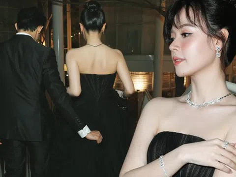 Người đẹp Vbiz làm dâu "đế chế nhựa" giàu sang bậc nhất Sài Gòn: Vẫn giàu có tự thân, chọn cách sống kín đáo nhưng đầy bản lĩnh