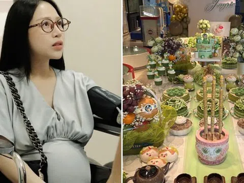 Vừa thông báo đi sinh lần thứ 4, ái nữ nhà đại gia Minh Nhựa tiếp tục khoe tiệc đầy tháng của con khiến dân tình bối rối