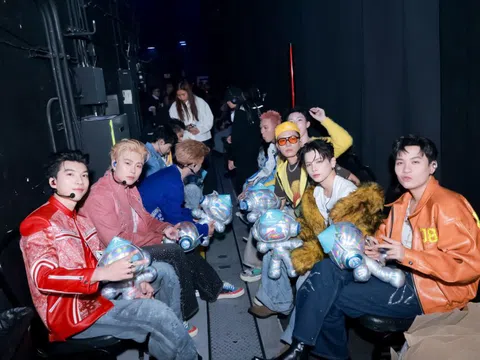 “Ông lớn giải trí” DatVietVAC “chơi lớn” tổ chức concert mang tầm quốc tế tại Mỹ, HIEUTHUHAI: “Tự hào được hát các ca khúc Việt”