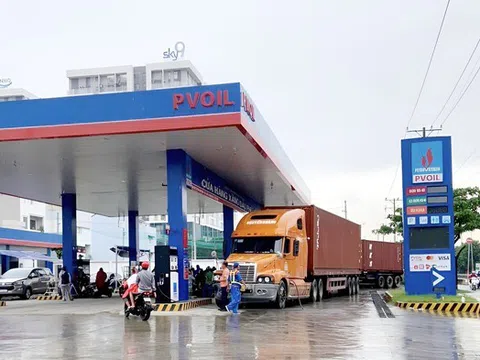 Giá xăng tăng, PVOIL thu về hơn 400 tỷ đồng mỗi ngày