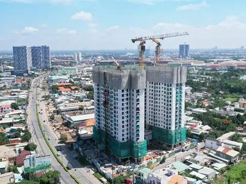 Căn hộ cao cấp dọc Quốc lộ 13: Cuộc “cạnh tranh ngầm” về giá
