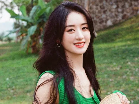 Nói nữ diễn viên này xuất thân kém, EQ thấp, nhưng nhìn bức ảnh mới được chụp trộm, phải khen cô dạy con khác hẳn!