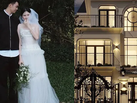 Choáng ngợp trước căn biệt thự bạc tỉ vừa hoàn thành của hậu vệ Thành Chung, đến Văn Hậu còn phải thốt lên "quá đỉnh"