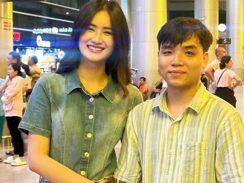 Bạn trai Ý Nhi tiếp tục vắng mặt trong ngày nàng Hậu tạm rời showbiz