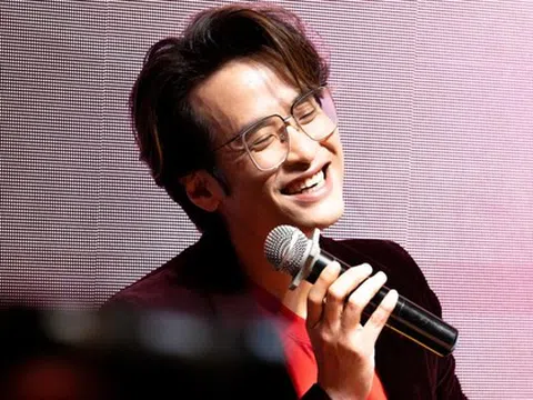 Sức hút của Hà Anh Tuấn tại Mỹ